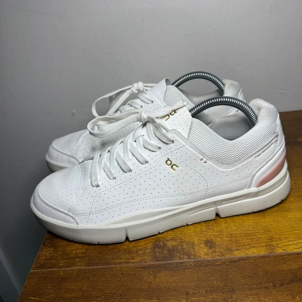 On The Roger Advantage Tennis Shoes Womens Size 10 White Rose 3WD30241188